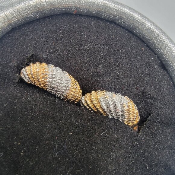 New Two-Tone Gold‎ And Silver Tone Pierced  Hoop Earrings NEW In Box - Picture 2 of 4